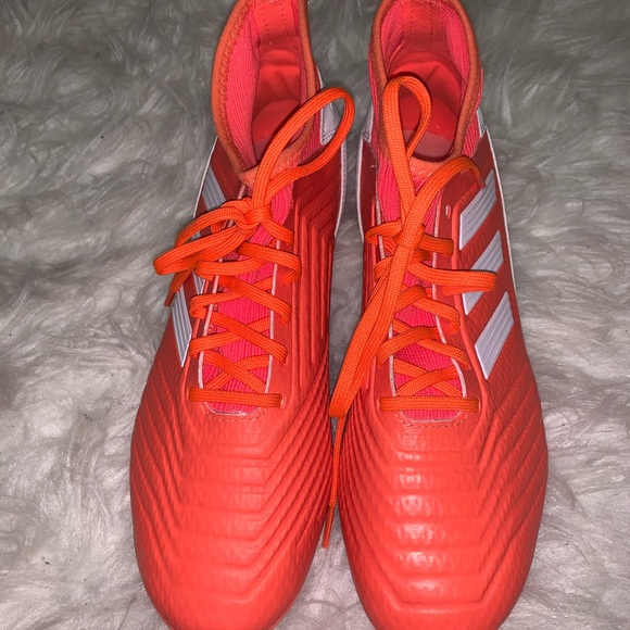 Sports Cleats❗️ - Picture 2 of 8